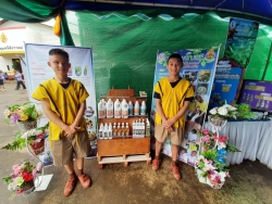 20240908134434(3).jpg - โรงเรียนบ้านแม่ต้อบใต้และคณะครูนักเรียน เข้าร่วมงานจัดแสดงผลงานนิทรรศการแสดงผลงานทางวิชาการโรงเรียนที่ตั้งในพื้นที่ลักษณะพิเศษ (โรงเรียนพื้นที่สูงในถิ่นทุรกันดารและพื้นที่เกาะ)  | https://maetobtai.ac.th