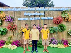20240908134435.jpg - โรงเรียนบ้านแม่ต้อบใต้และคณะครูนักเรียน เข้าร่วมงานจัดแสดงผลงานนิทรรศการแสดงผลงานทางวิชาการโรงเรียนที่ตั้งในพื้นที่ลักษณะพิเศษ (โรงเรียนพื้นที่สูงในถิ่นทุรกันดารและพื้นที่เกาะ)  | https://maetobtai.ac.th