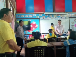 20240908135110.jpg - ขอขอบคุณท่านสยามรัฐ กุลประดิษฐ์  ผอ.สพป.แม่ฮ่องสอน เขต 2 พร้อมด้วยคณะผู้บริหาร เจ้าหน้าที่และบุคคลากร ที่มาเยี่ยมเยียน รวมทั้งให้กำลังใจคณะครู นักเรียน | https://maetobtai.ac.th