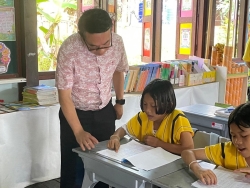 20240908135112(1).jpg - ขอขอบคุณท่านสยามรัฐ กุลประดิษฐ์  ผอ.สพป.แม่ฮ่องสอน เขต 2 พร้อมด้วยคณะผู้บริหาร เจ้าหน้าที่และบุคคลากร ที่มาเยี่ยมเยียน รวมทั้งให้กำลังใจคณะครู นักเรียน | https://maetobtai.ac.th