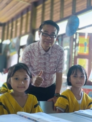 20240908135113(1).jpg - ขอขอบคุณท่านสยามรัฐ กุลประดิษฐ์  ผอ.สพป.แม่ฮ่องสอน เขต 2 พร้อมด้วยคณะผู้บริหาร เจ้าหน้าที่และบุคคลากร ที่มาเยี่ยมเยียน รวมทั้งให้กำลังใจคณะครู นักเรียน | https://maetobtai.ac.th