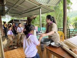 20240908135954(1).jpg - สุขสันต์วันคล้ายวันเกิด คุณครูนงลักษณ์ ศรีสวัสดิ์ ขออวยพรให้ท่านและครอบครัวมีสุขภาพแข็งแรง มีความสุข คิดสิ่งใดก็สมปรารถนา | https://maetobtai.ac.th
