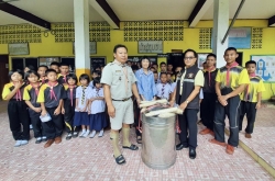 20240908135954(4).jpg - สุขสันต์วันคล้ายวันเกิด คุณครูนงลักษณ์ ศรีสวัสดิ์ ขออวยพรให้ท่านและครอบครัวมีสุขภาพแข็งแรง มีความสุข คิดสิ่งใดก็สมปรารถนา | https://maetobtai.ac.th