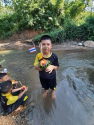 20250308134529(3).jpg - กิจกรรมวันลอยกระทง ประจำปีการศึกษา 2567 โดยมีวัตถุประสงค์เพื่อเป็นการส่งเสริมให้นักเรียนได้เรียนรู้ ได้ตระหนักและเห็นคุณค่าของวัฒนธรรม ประเพณี  | https://maetobtai.ac.th