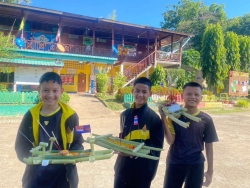 20250308134530.jpg - กิจกรรมวันลอยกระทง ประจำปีการศึกษา 2567 โดยมีวัตถุประสงค์เพื่อเป็นการส่งเสริมให้นักเรียนได้เรียนรู้ ได้ตระหนักและเห็นคุณค่าของวัฒนธรรม ประเพณี  | https://maetobtai.ac.th